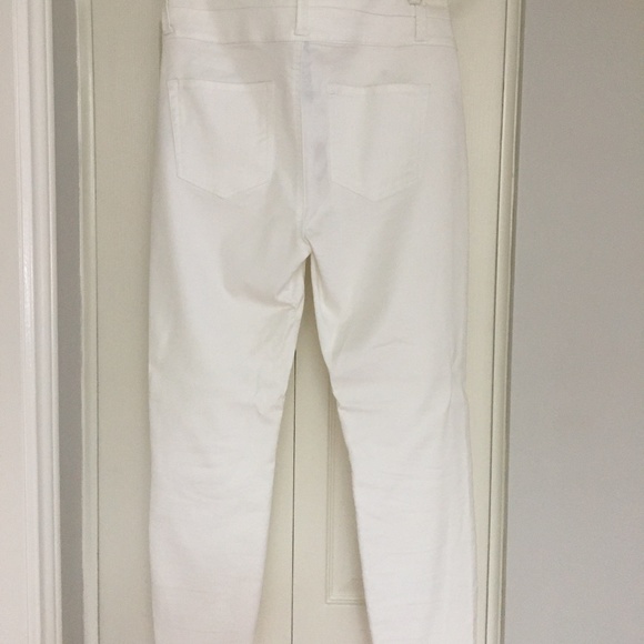 Design Lab Cropped White Pants - Picture 2 of 4